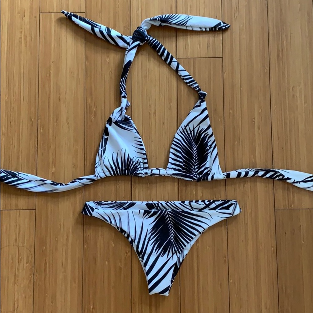 Mikoh b/w palm suit set